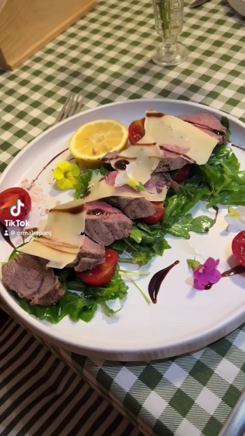 Italian charcuterie board